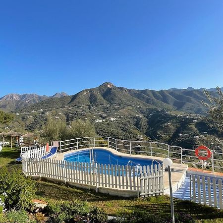 Hotel Rural Los Caracoles Фрихилиана Экстерьер фото