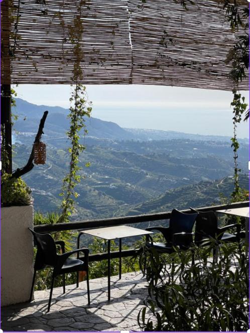 Hotel Rural Los Caracoles Фрихилиана Экстерьер фото
