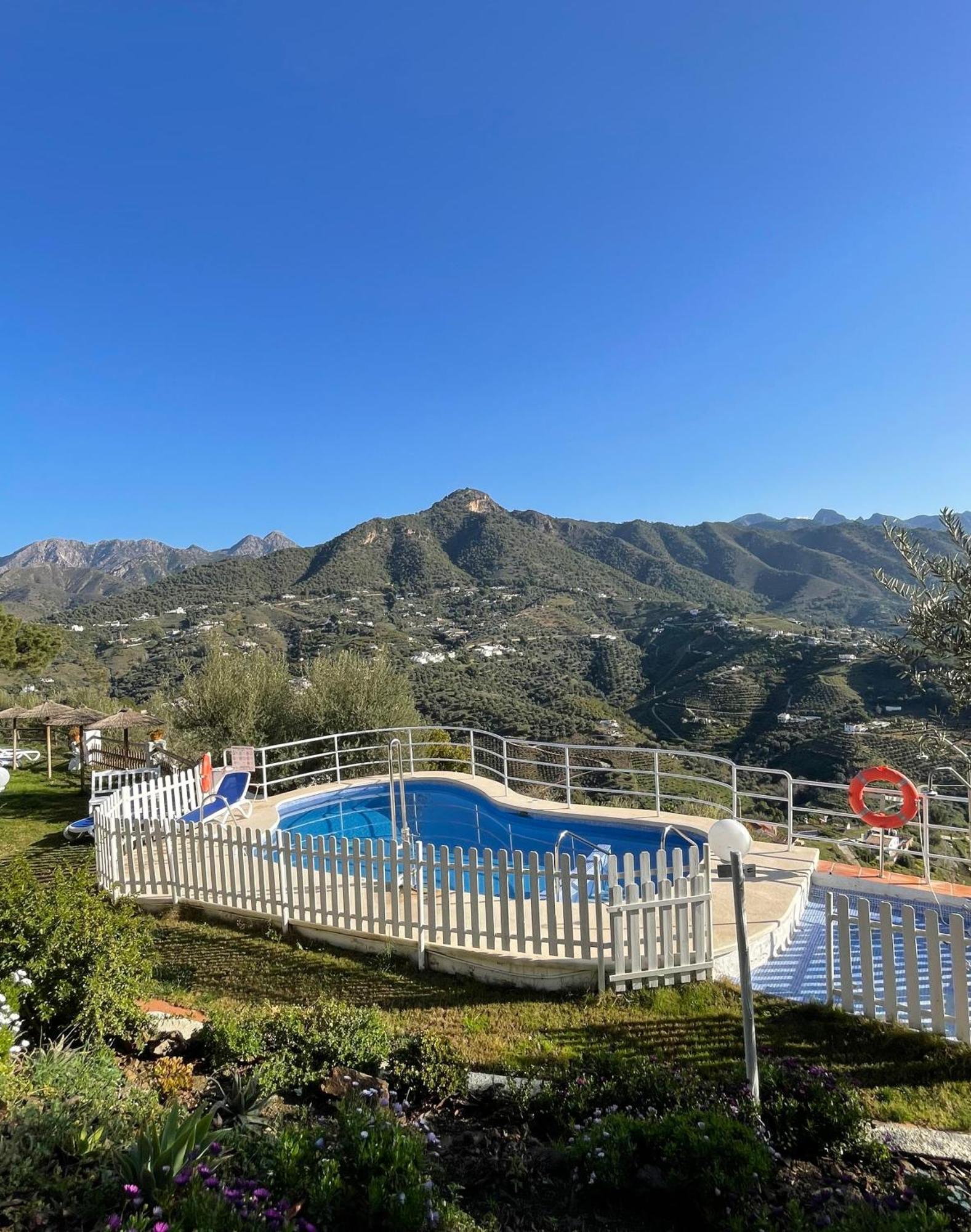 Hotel Rural Los Caracoles Фрихилиана Экстерьер фото