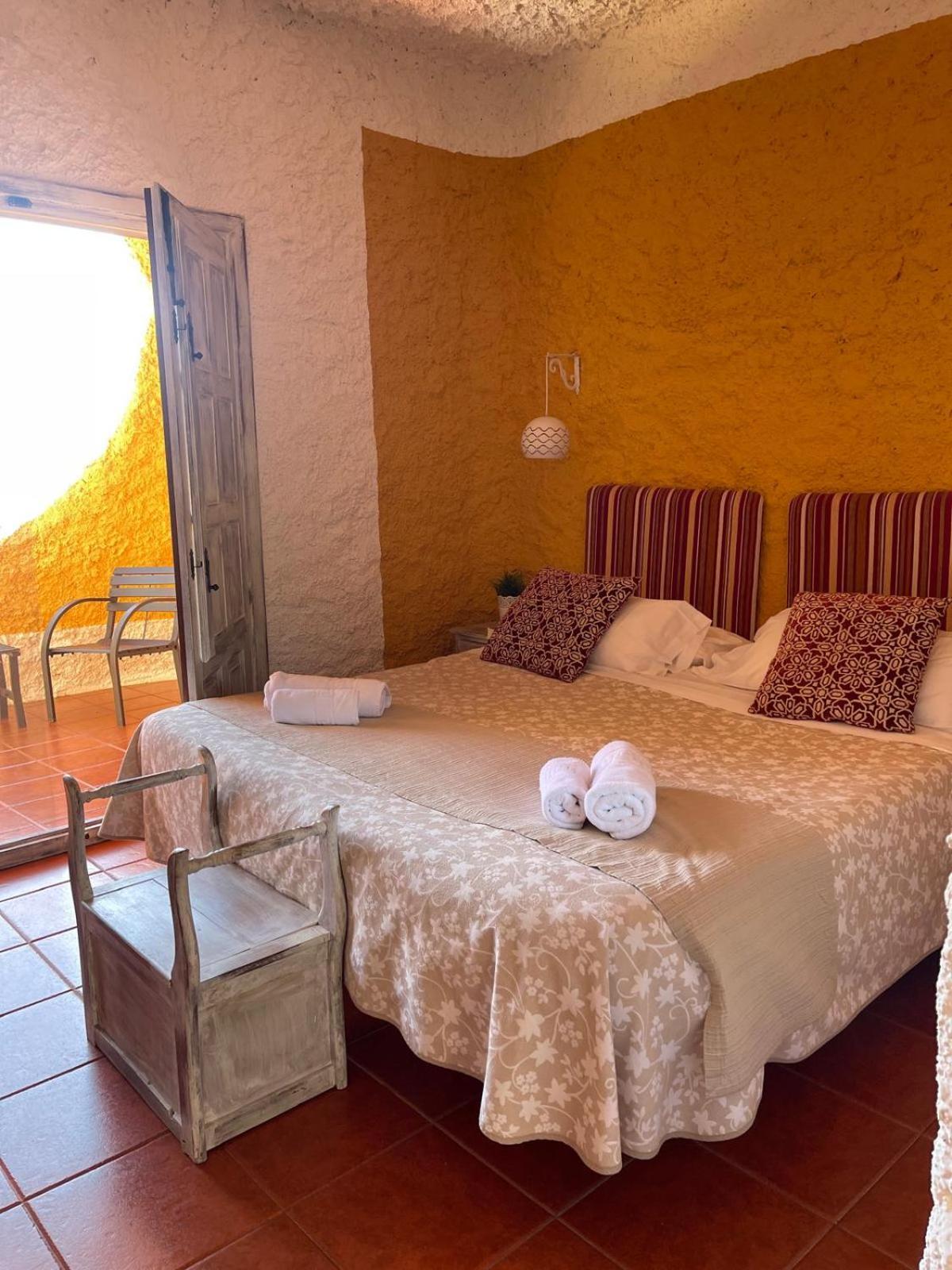 Hotel Rural Los Caracoles Фрихилиана Экстерьер фото